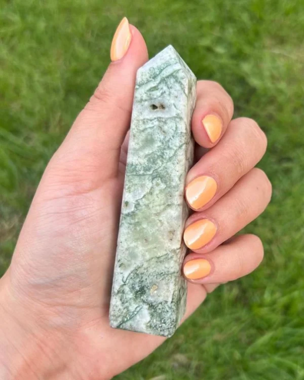 Tree agate tower